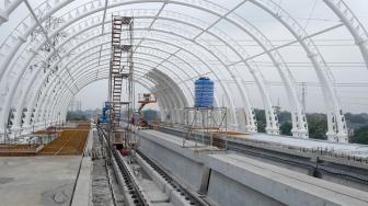 Progres LRT Lintas Cibubur - Cawang Capai 79,69 Persen