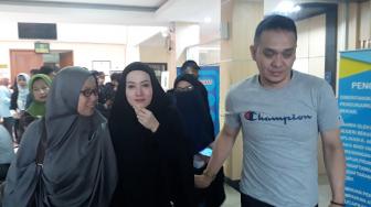 Divonis Bebas, Ini yang Dikatakan Lyra Virna dan Suami