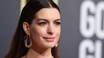 Anne Hathaway Akui Bukan Ibu Sempurna