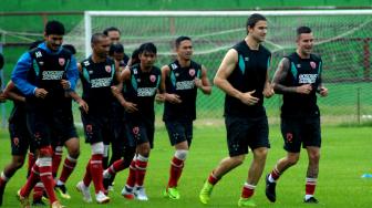 Abdul Rahman Butuh Waktu untuk Adaptasi dengan Evans