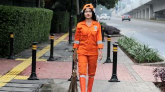 Usai Jalani Operasi, PPSU Cantik yang Ditabrak Pemotor Sudah Ingat Pacar