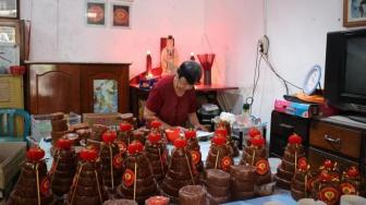 Jadi Tradisi Wajib saat Imlek, Ini Sejarah dan Makna Kue Keranjang