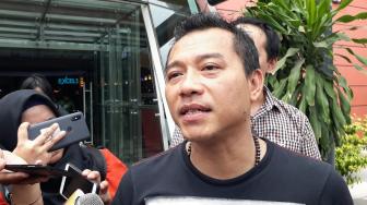 Satpol PP Pontianak Rusak Ukulele Pengamen, Anang Sentil Jokowi hingga Puan