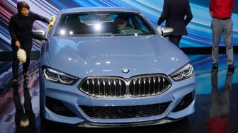 BMW dan Mercedes-Benz Turunkan Harga di China