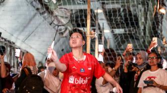 Sensasi Liliyana Natsir Main Bulutangkis di Ketinggian 17.500 Kaki