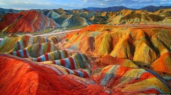 Fakta Menarik Zhangye Danxia, Gunung Pelangi yang Disebut dalam Alquran