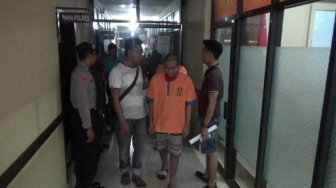 Pria Lulusan SD ini, Berhasil Tipu Sarjana Hukum Ratusan Juta