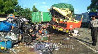 Kecelakaan Maut di Tol Cipali, 12 Orang Tewas dan Belasan Orang Terluka