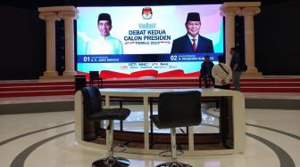 Matangkan Materi Sebelum Debat dengan Jokowi, Prabowo Panggil Anggota DPR