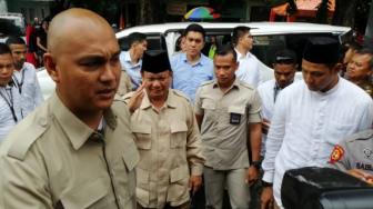 Andi Arief: Negara Bertanding Melawan Prabowo - Sandiaga