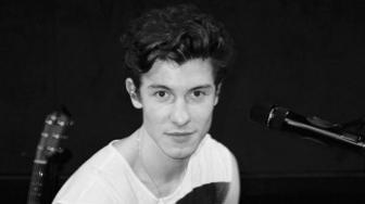 Berani Tampil Seksi, Shawn Mendes Jadi Brand Ambassador Calvin Klein