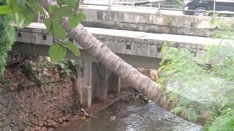 Tak Ada Garis Polisi di TKP Anas Gantung Diri di Bawah Jembatan di Tebet