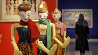 Cerita Wayang di Pameran 30 Tahun Berkarya Sasya Tranggono