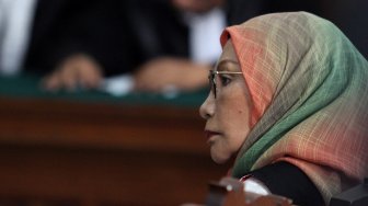 Merasa Kasusnya Dipolitisasi, Ratna Siap Bertarung Selama Sidang