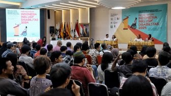 Sejumlah penyandang disabilitas menghadiri debat publik tim Sukses Pasangan Calon Presiden dan Wakil Presiden Pemilu 2019 di Kantor KPU, Jakarta, Kamis, (28/2).[Suara.com/Muhaimin A Untung]