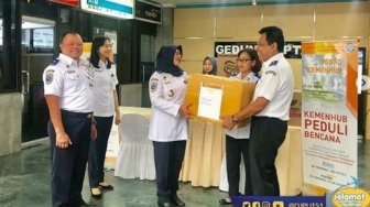 Kemenhub Serahkan Bantuan Peduli Banten