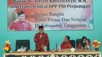 Di Depan Petani, Hasto: Jargon Setop Impor Prabowo Tak Jelas Juntrungannya