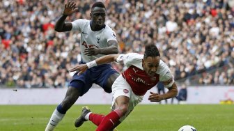 Davinson Sanchez Terima Serangan Rasis, Tottenham akan Boikot Medsos