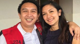 Augie Fantinus Bebas, Istri Bersyukur Bisa Tidur Bertiga Lagi