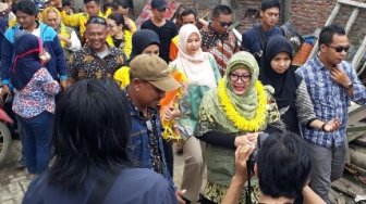 Setelah Jokowi dan Fadli Zon, Mbak Tutut Ikutan Sapa Warga Tambaklorok