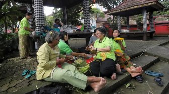 Makna Ngayah Dalam Tradisi Warga Bali Yang Menjadi Warisan Turun Menurun