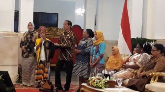 Jokowi Akui Elektabilitasnya Turun