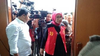 Ratna Sarumpaet Bakal Terbitkan Sebuah Buku yang Ditulis Selama di Penjara