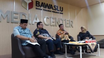 Menunggu Dilantik Presiden Jokowi, Ini Profil 5 Anggota Bawaslu RI Periode 2022-2027