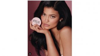 Kylie Jenner Membuat Label Kosmetik Bukan Hanya Demi Uang