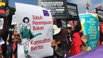 Catatan HPI 2021: Dampak Ganda Pandemi Covid 19 pada Perempuan