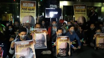 700 Hari Teror Novel Baswedan Tak Terungkap, Pegawai KPK Aksi Diam