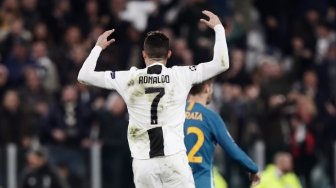 Lucunya Anak Ronaldo Mainan Bola yang Buat Atletico Tersingkir di Champions