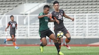 Laga Uji Coba Timnas Indonesia U-23 Imbang Lawan Semen Padang