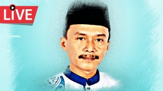 Curhat Tukang Cakwe yang Maju Jadi Caleg