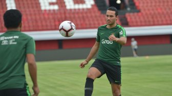 Profil Ezra Walian, Rekrutan Anyar Persib Bandung Resmi Bela Indonesia