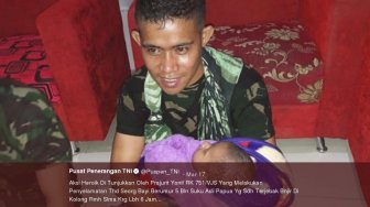 Aksi Heroik Anggota TNI Selamatkan Bayi dari Banjir Tuai Pujian Warganet