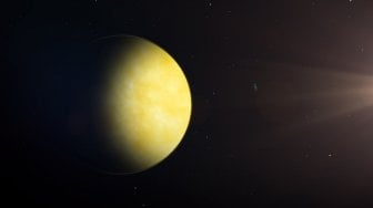 Titan Menjauh dari Saturnus 100 Kali Lebih Cepat