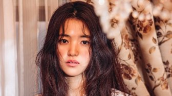 5 Fakta Kim Tae Ri, Aktris Korea yang Namanya Sedang Melejit