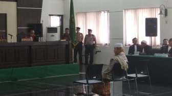 Habis Jalani Sidang, Habib Bahar Smith: Insyaallah Prabowo Menang