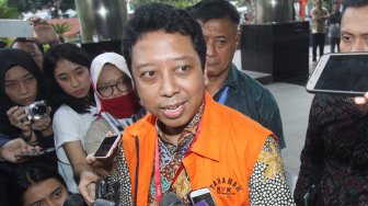 Lengkapi Berkas Rommy, Stafsus Menag Lukman hingga Sekjen DPR Diperiksa KPK