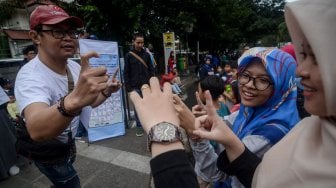 Agar Ramah Disabilitas, Petugas Medis Hingga Layanan Publik Harusnya Bisa Bahasa Isyarat!