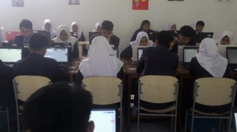 Disdik Pastikan 8.239 Pelajar SMA di Depok Jalani UNBK dengan Lancar