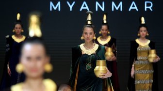 Designer Myanmar Ramaikan IFW 2019