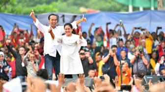 Didampingi Iriana, Jokowi Hadiri Pernikahan Selebritas Atta-Aurel