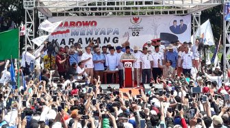 Kampanye di Karawang, Prabowo: Yang Menang Saya, Yang Dilantik Orang Lain