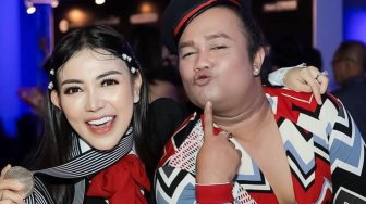 Bella Shofie Bicara Settingan dengan Adjie Pangestu : Gara-Gara Tata Liem !