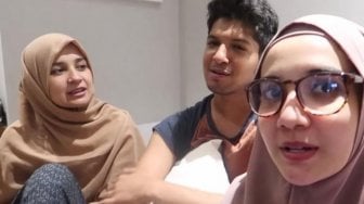 Potret Rukunnya Ibu Kandung dan Ibu Tiri Zaskia - Shireen Sungkar