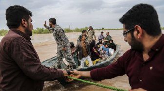 Sanksi AS Disebut Hambat Operasi Bantuan Banjir di Iran