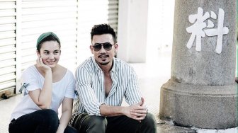 Foto Bareng Jadi Viral, Denny Sumargo Takut Pacar Chelsea Islan Marah