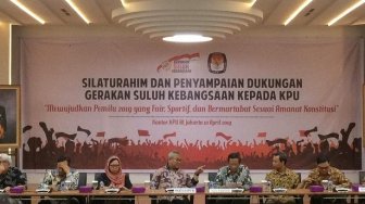 Sambangi KPU, Mahfud MD dan Sinta Wahid Dukung Pemilu Profesional